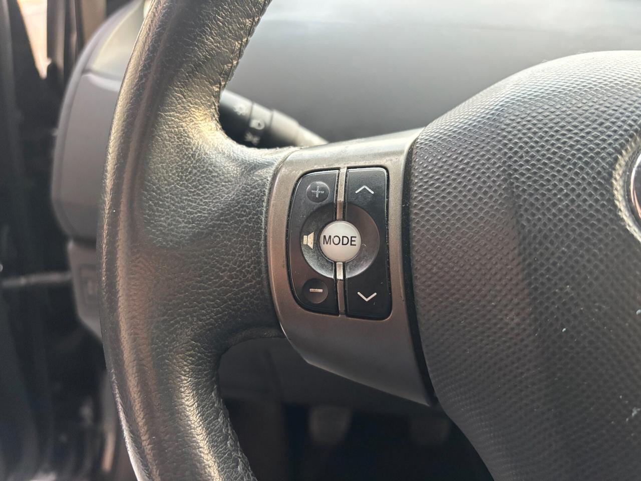Toyota Yaris 1.0 5 porte Sol