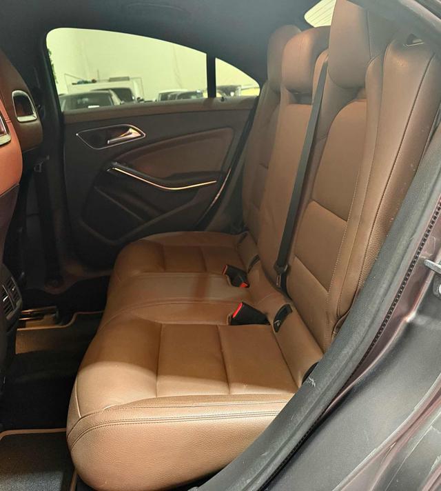 MERCEDES-BENZ CLA 250 4Matic Automatic Premium