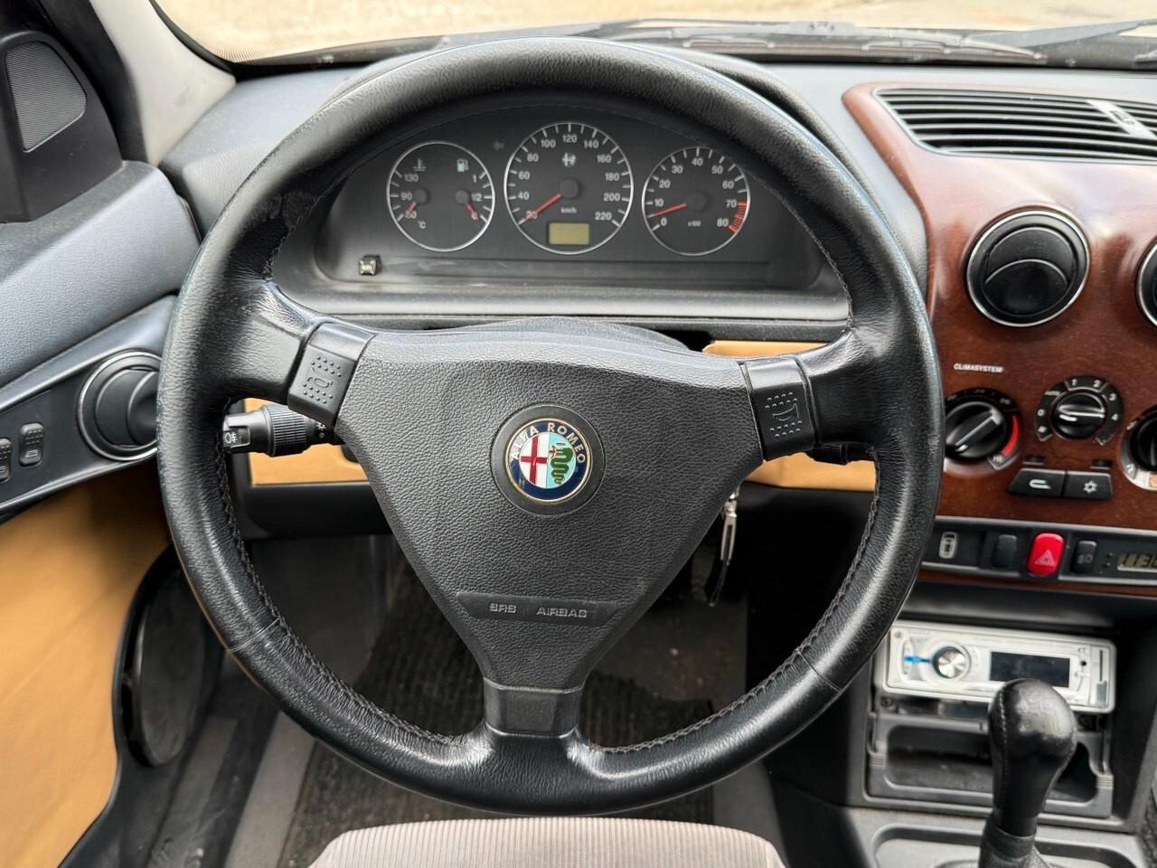 Alfa Romeo 146 1.6i 16V Twin Spark cat L