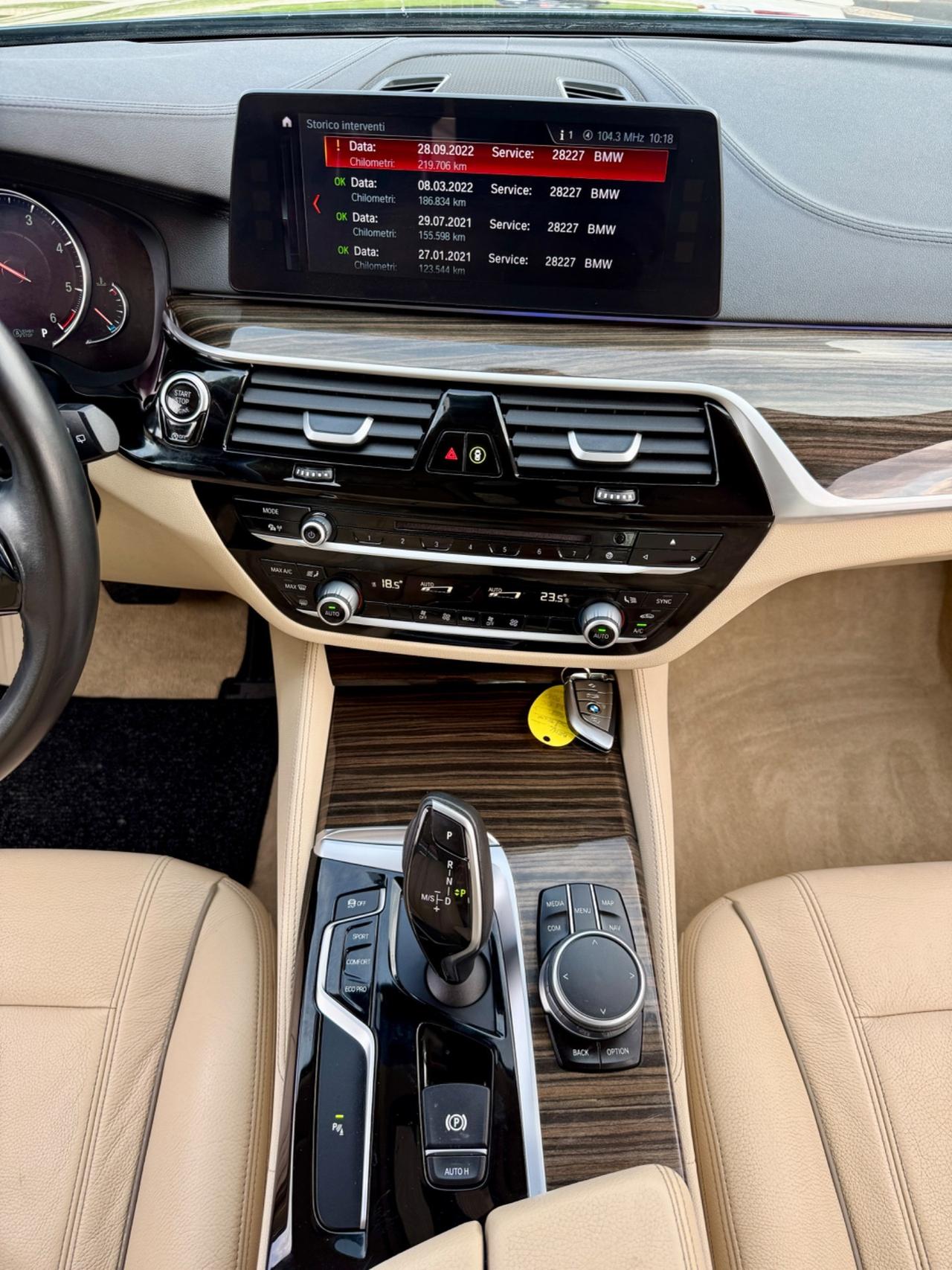BMW 520d aut. Touring Luxury 2018 G31 GARANZIA 12MESI