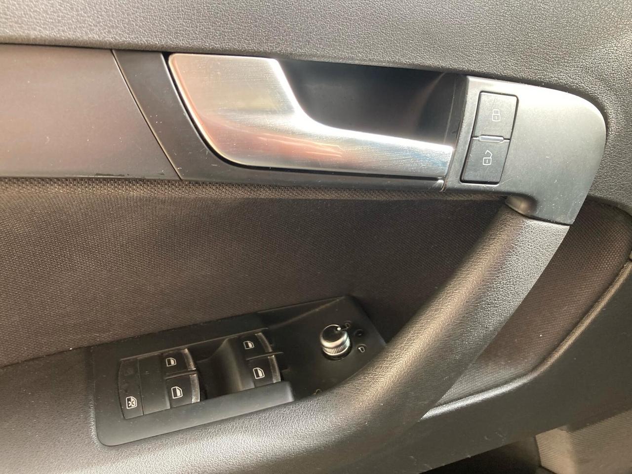 Audi A3 1.6 TDI - IDEALE X NEOPATENTATI - 2011