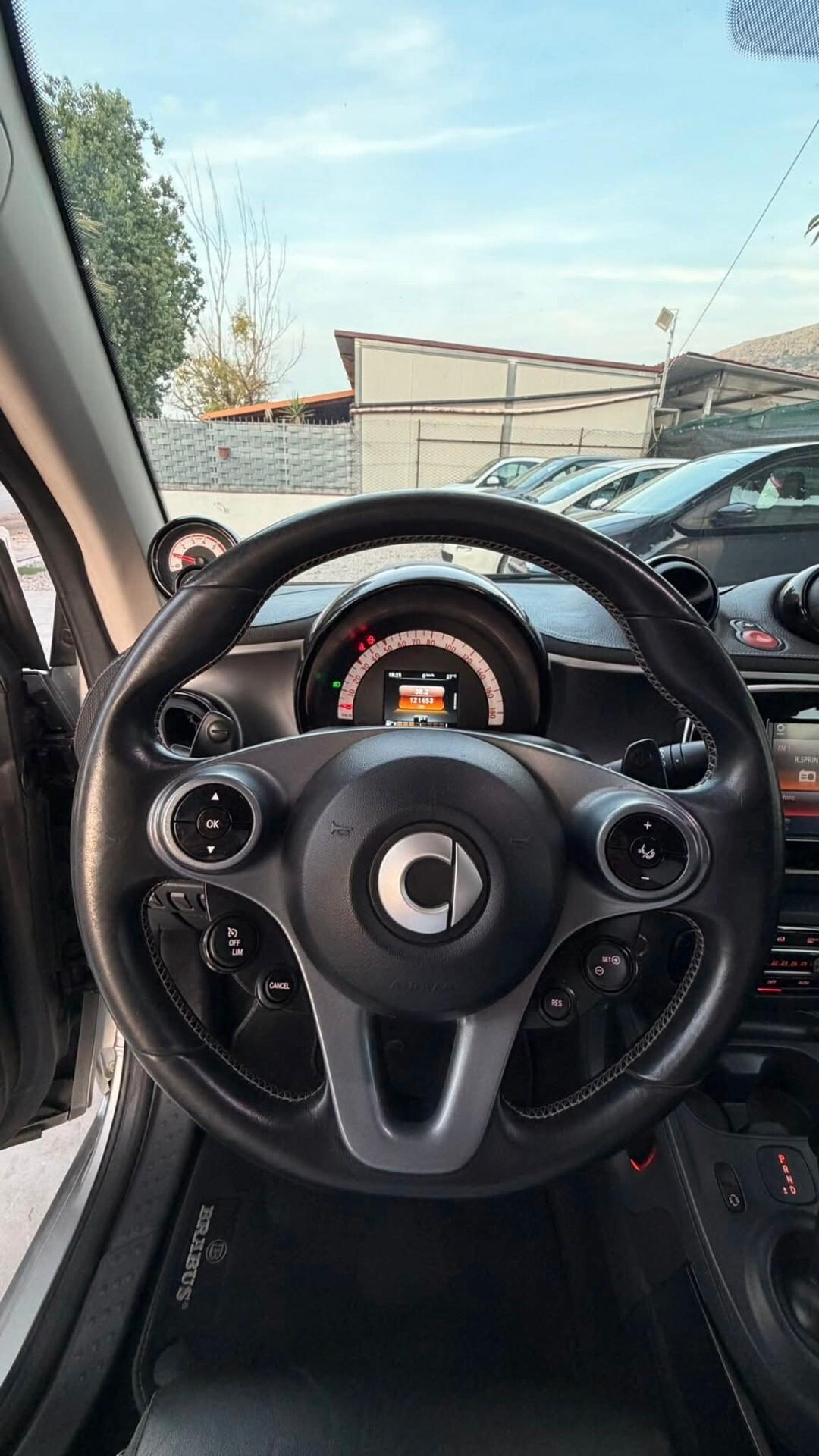 Smart ForTwo cabrio brabus style