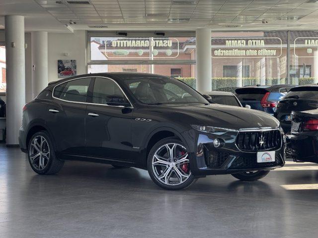 MASERATI Levante V6 Diesel 250cv AWD Gransport