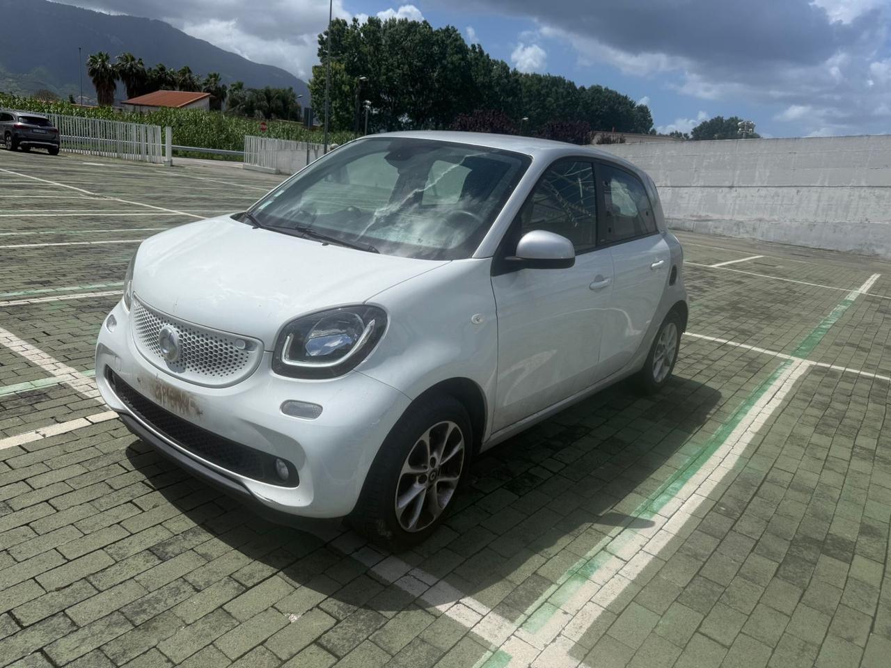 Smart ForFour 70 1.0 Passion Cambio automatico Navi Camera