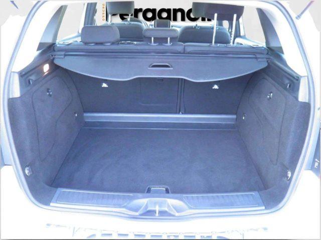 MERCEDES-BENZ B 180 d Automatic Business