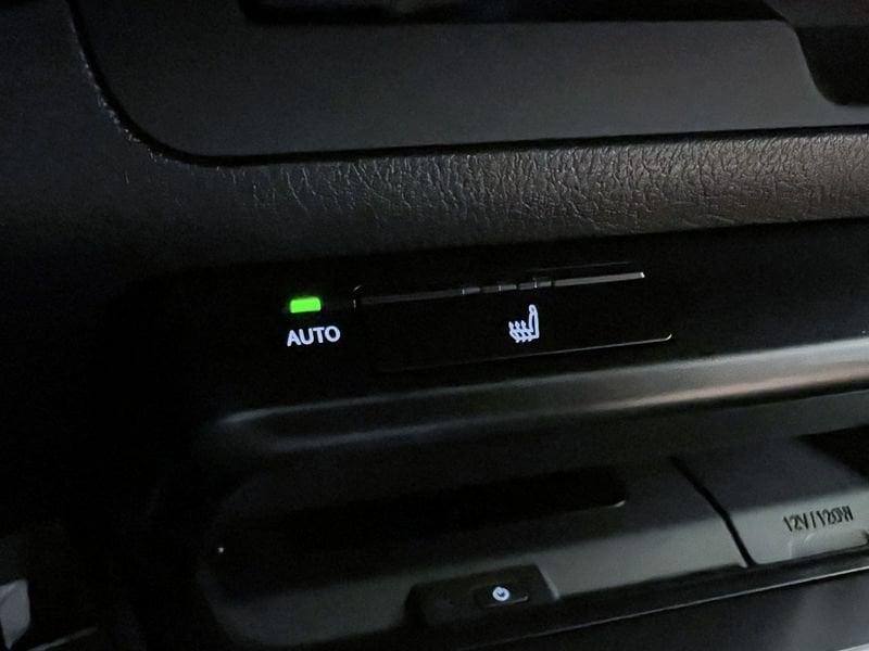 Lexus UX Hybrid Premium