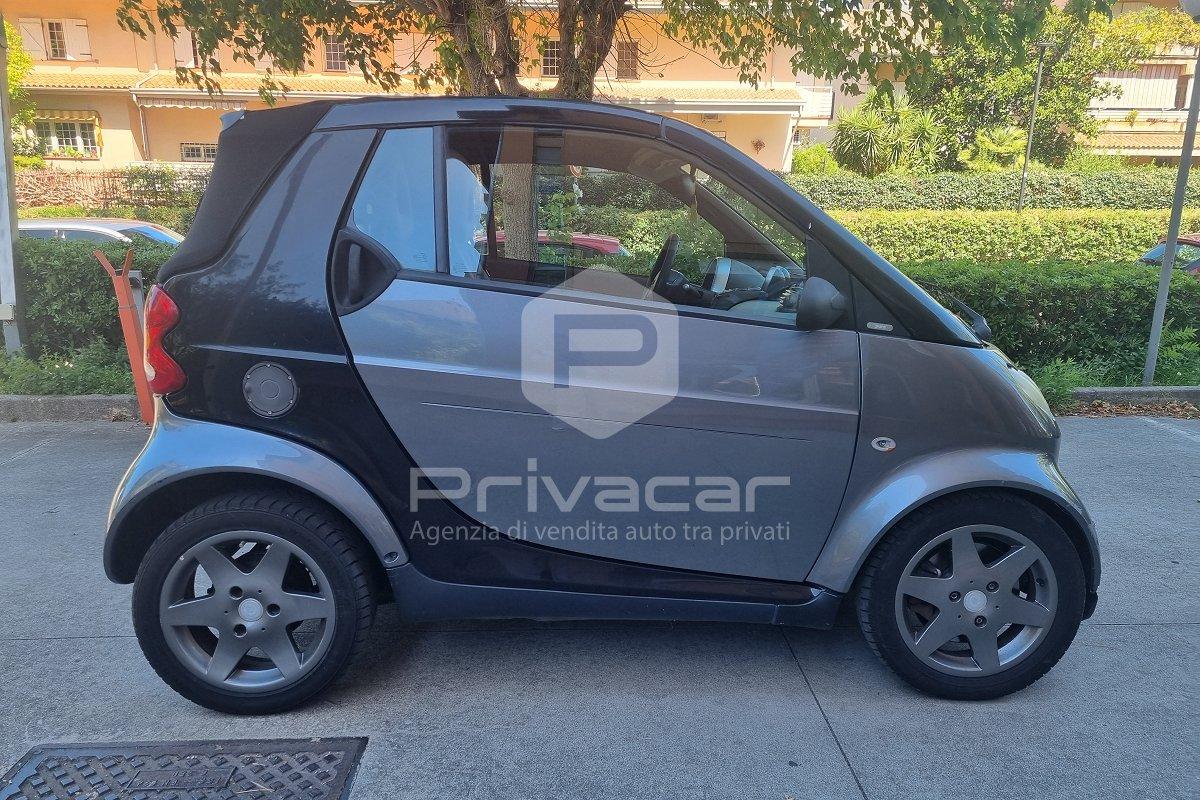 SMART fortwo 700 cabrio pure (45 kW)