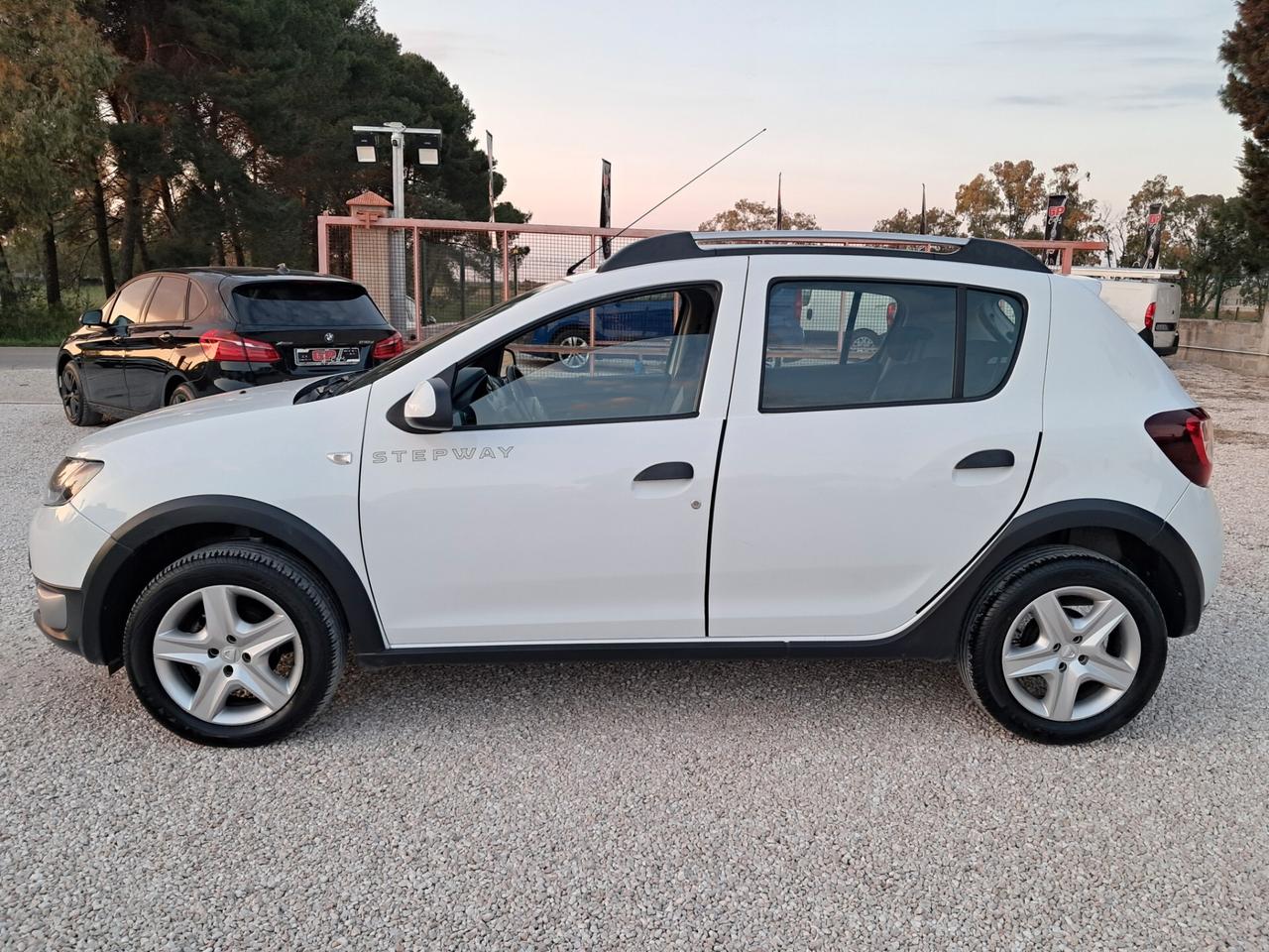 Sandero Stepway 1.5 dCi 90CV Automatica *NAVY-CRUISE*