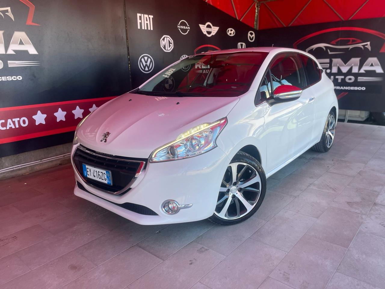 Peugeot 208 1.6 e-HDi 92 CV Stop&Start 3 porte Allure