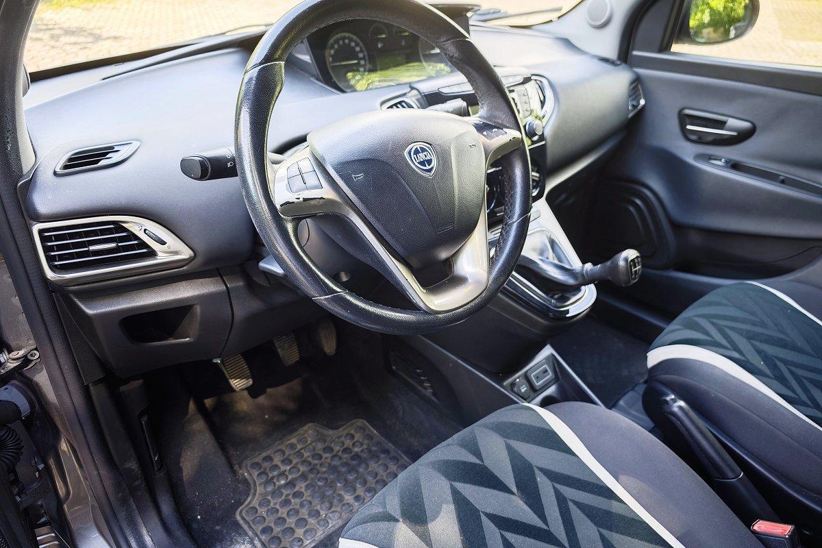 LANCIA Ypsilon 1.3 MJT 16V 95 CV 5 porte S&S Gold