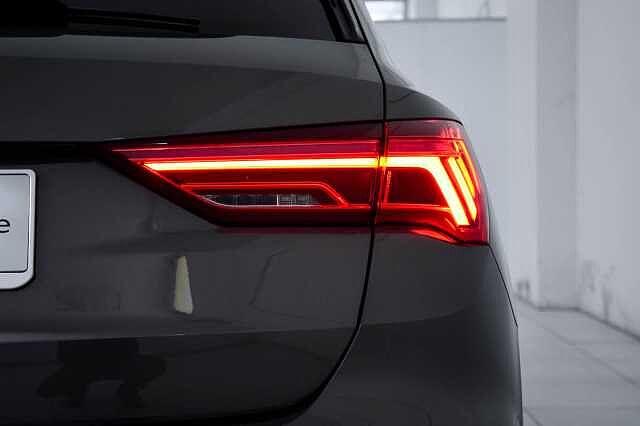 Audi Q3 35 TFSI 150cv MHEV Stronic Business