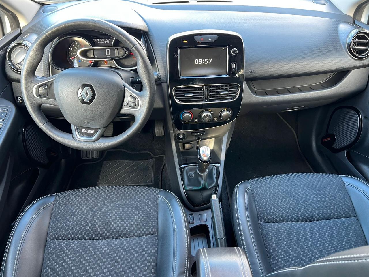 Renault Clio TCe 12V 90 CV GPL 5 porte Moschino Intens