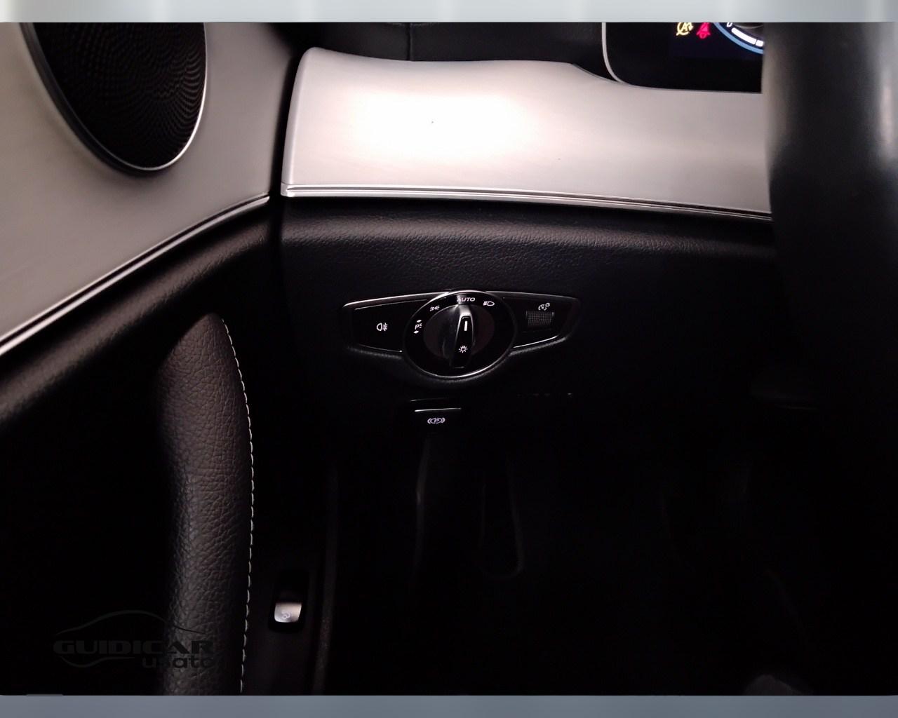 Mercedes-Benz Classe E - C238 Coupe - E Coupe 220 d Business Sport 4matic auto
