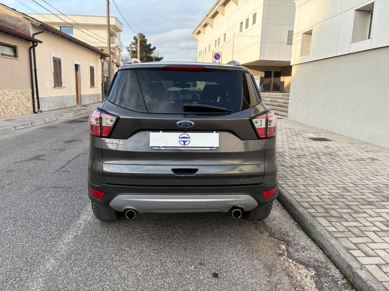 Ford Kuga 1.5 TDCI 120 CV S&S 2WD Titanium