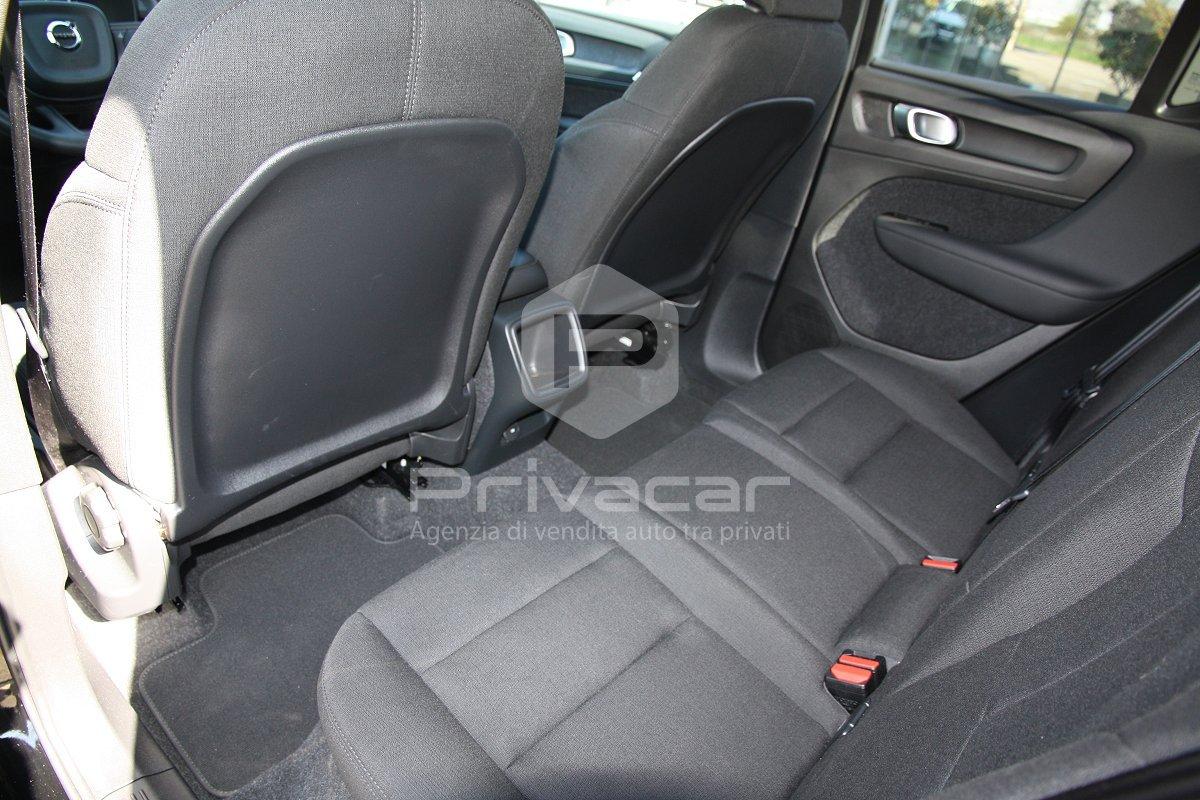 VOLVO XC40 T2 Geartronic Momentum