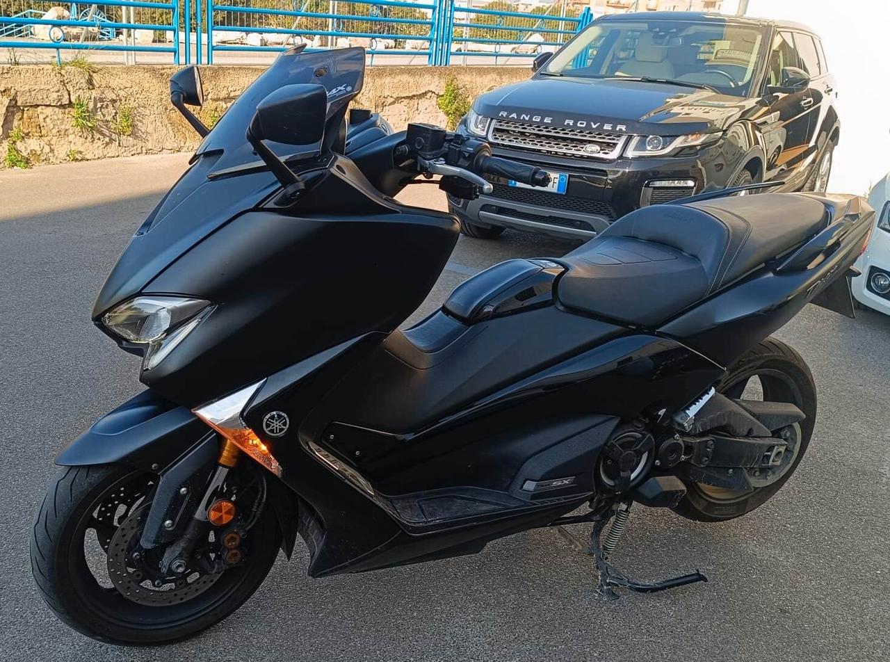 Yamaha TMAX 530