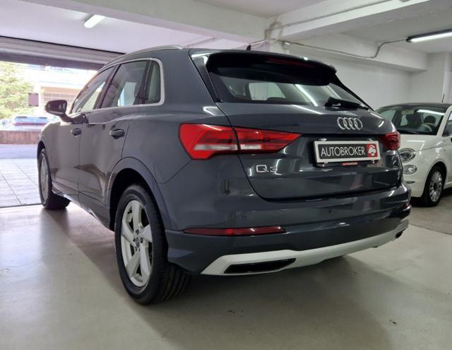 AUDI Q3 35 TDI S tronic Business Advanced