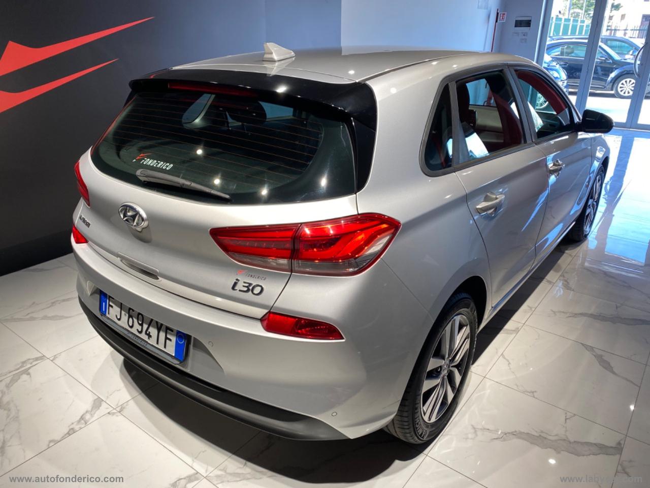HYUNDAI i30 1.6 CRDi 5p. Comfort A/T