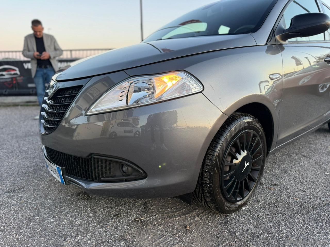 LANCIA Ypsilon 1.2 69 CV 5p. S&S ELEFANTINO BLU