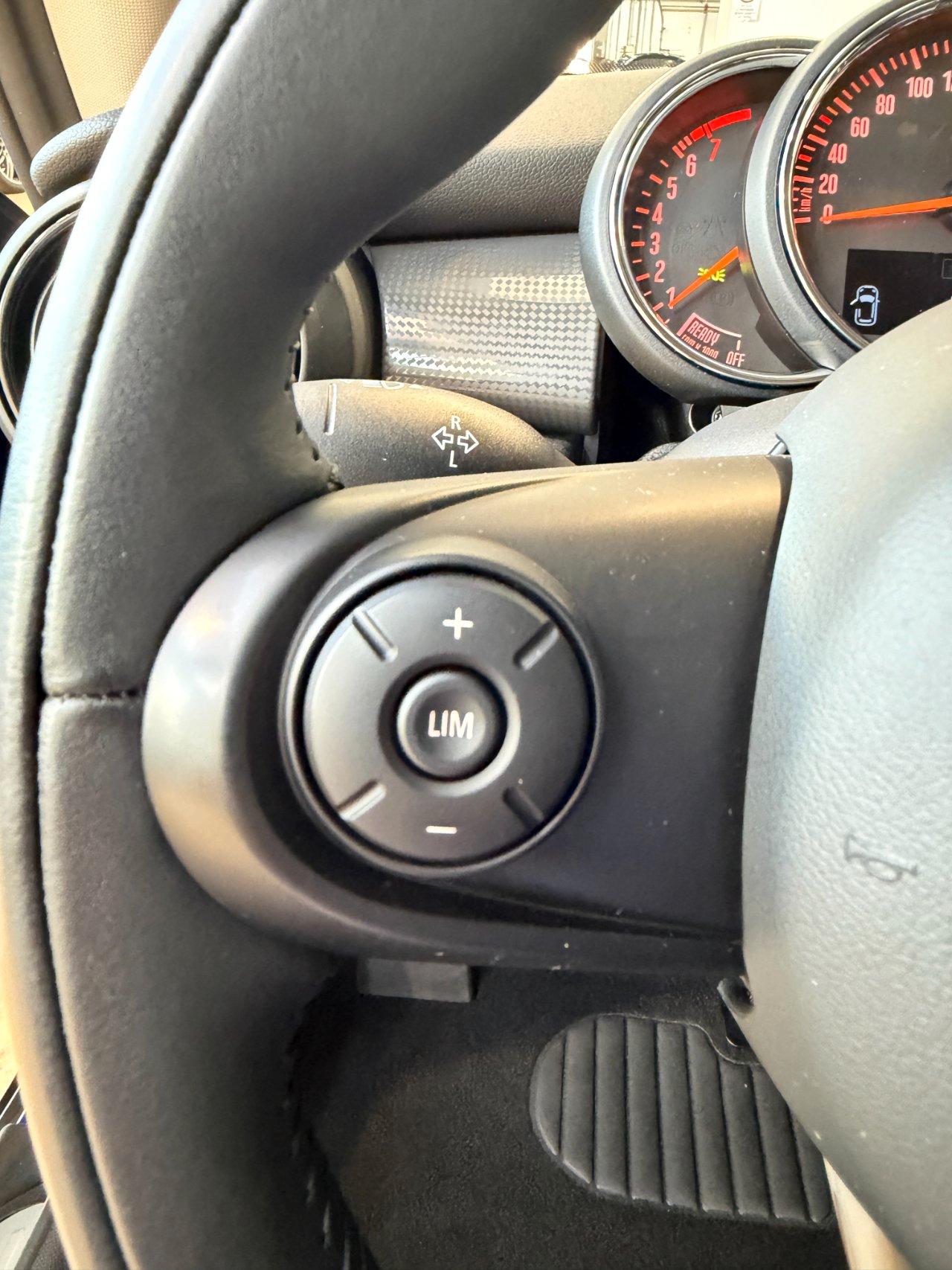 Mini 3 Porte Cooper 1.5 - IVA Esposta