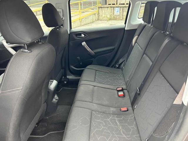 PEUGEOT 2008 146,042km 1.4 HDi 68CV Active Stupenda Bellissima