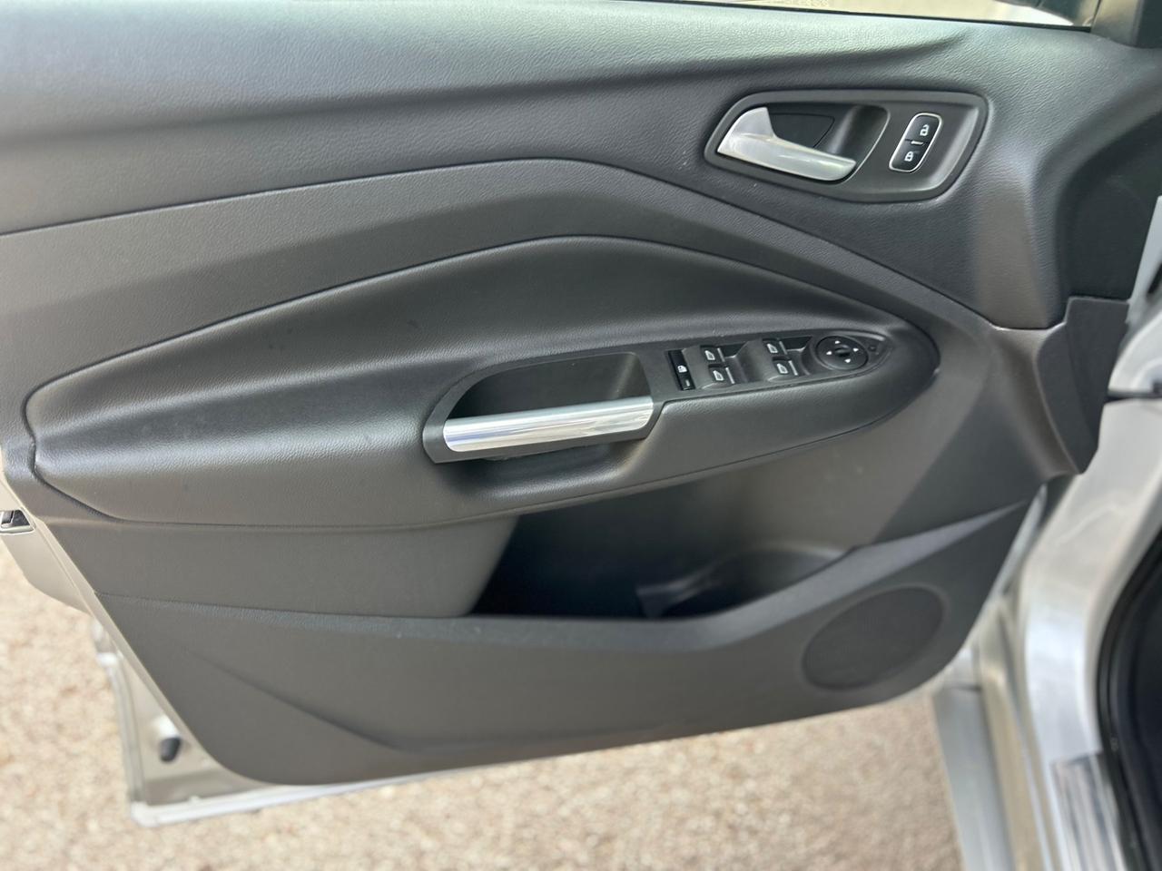 Ford Kuga 2.0 TDCi 2WD ST-Line