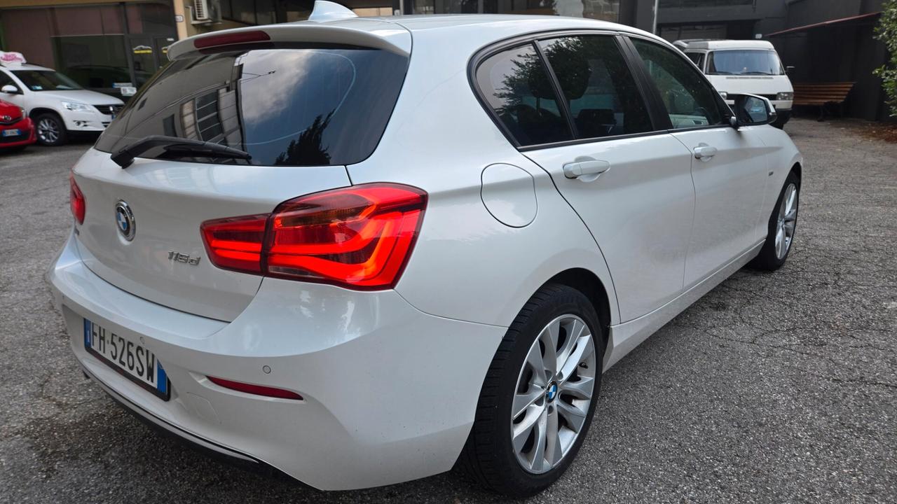 Bmw 116 116d 5p. Urban