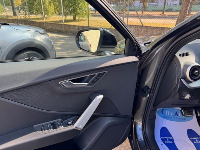 AUDI Q2 35 TFSI S tronic Identity Black 150CV