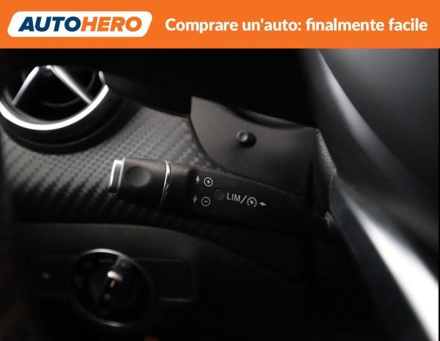 MERCEDES-BENZ A 180 d Automatic Premium