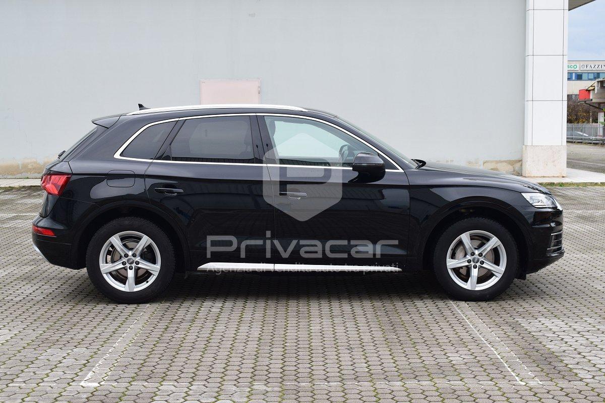 AUDI Q5 2.0 TDI 150 CV Business Sport