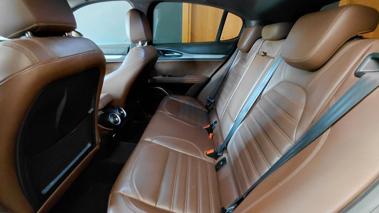 Alfa Romeo Stelvio 210 CV AT8 Q4 Unicopr Uff Italia