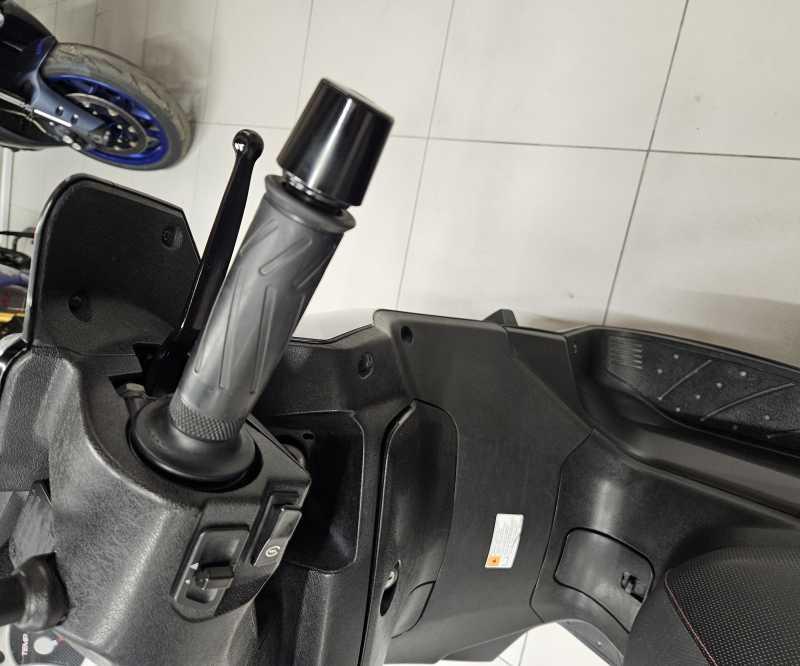 Yamaha X-Max 250 - 2012