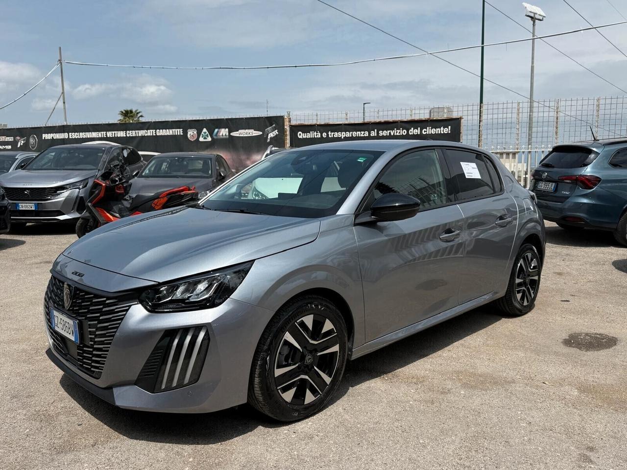 Peugeot 208 1.2 BENZINA 2025 100 Stop&Start Allure 28000KM