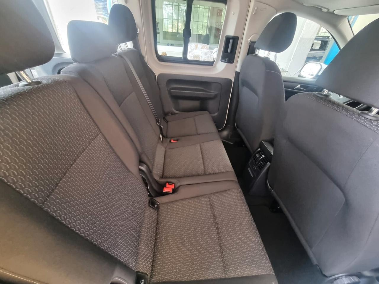 Volkswagen Caddy 2.0 TDI 102 CV DSG Trendline