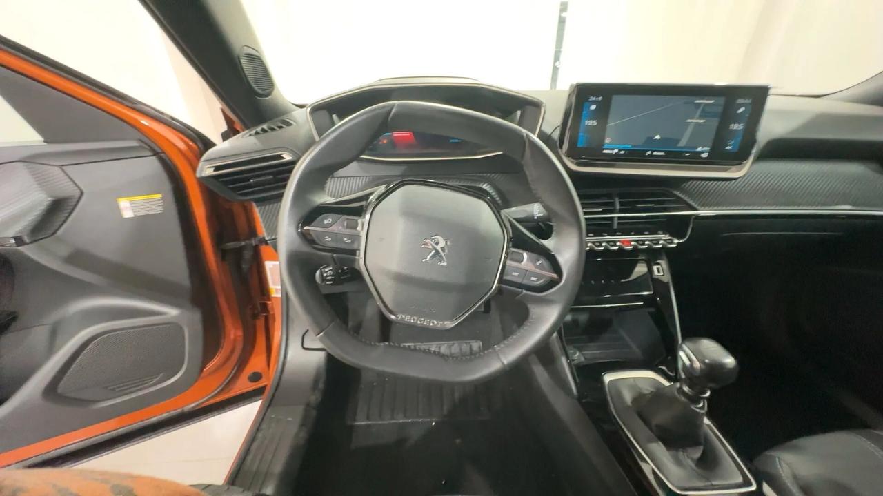 Peugeot 2008 PureTech 100 S&S Active NESSUN VINCOLO FINANZIARIO