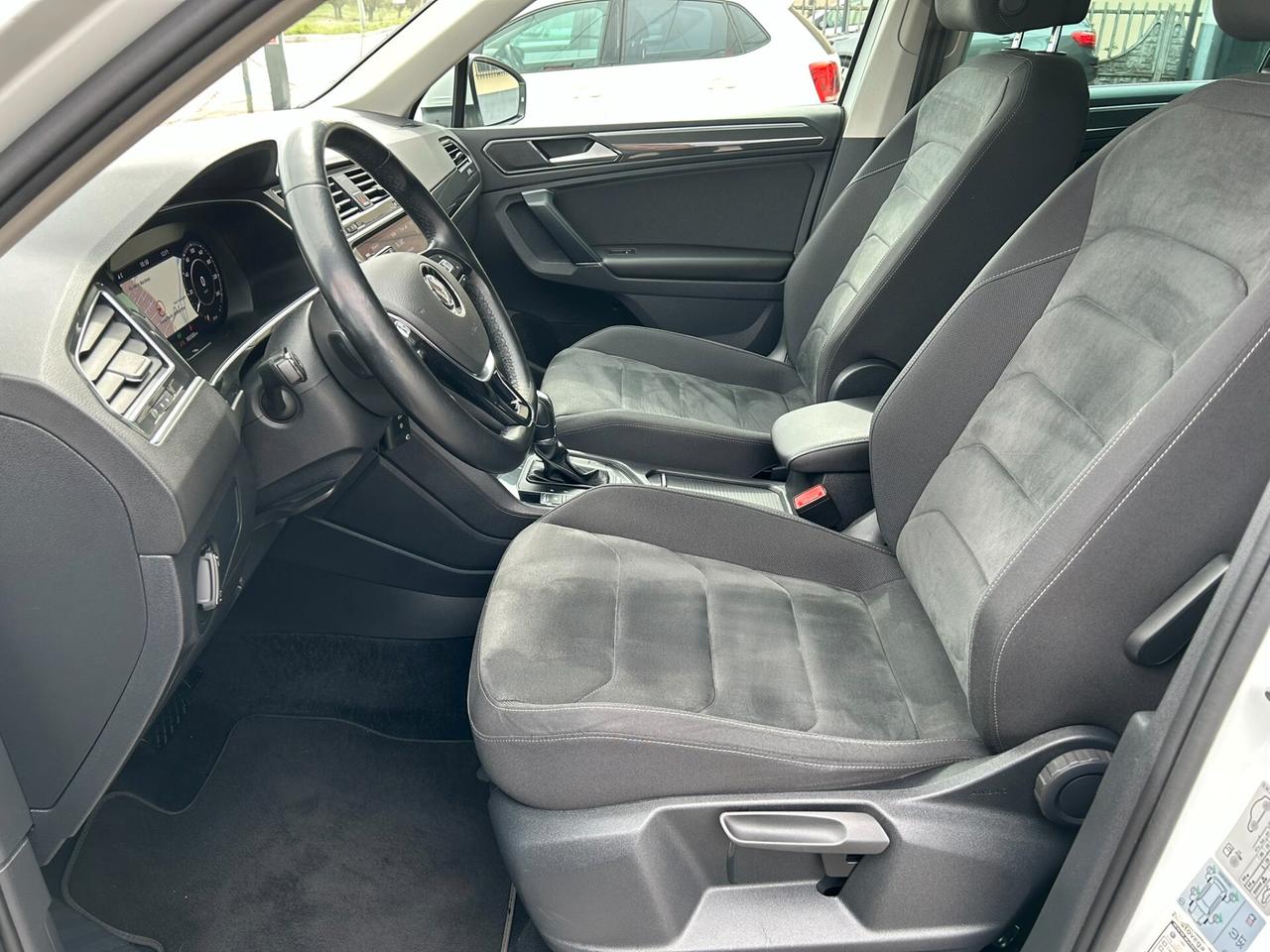 VW TIGUAN 2.0 TDI 150CV DSG 4MOTION R-Line