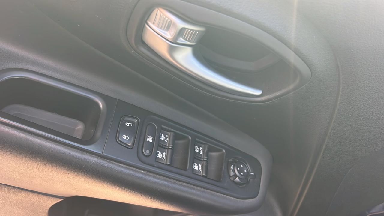 Jeep Renegade 1.6 Mjt DDCT 120 CV Limited NEOPATENTATI