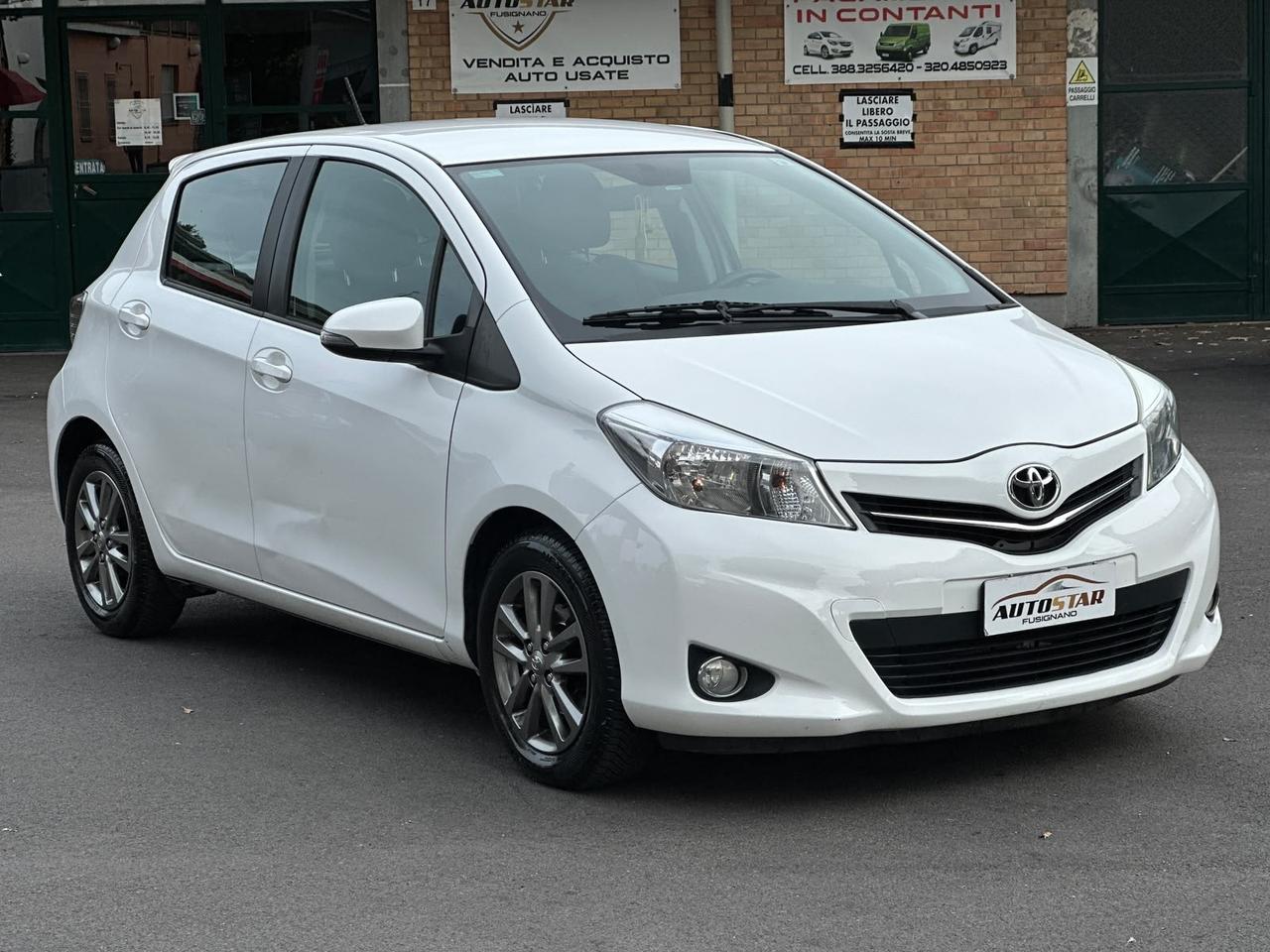 Toyota Yaris 1.0 5 porte Active