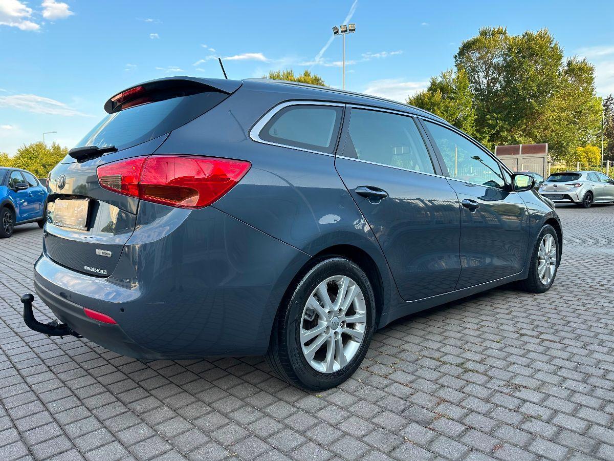 KIA - cee'd Sport Wagon - 1.6 CRDi 110 CV SW high tech