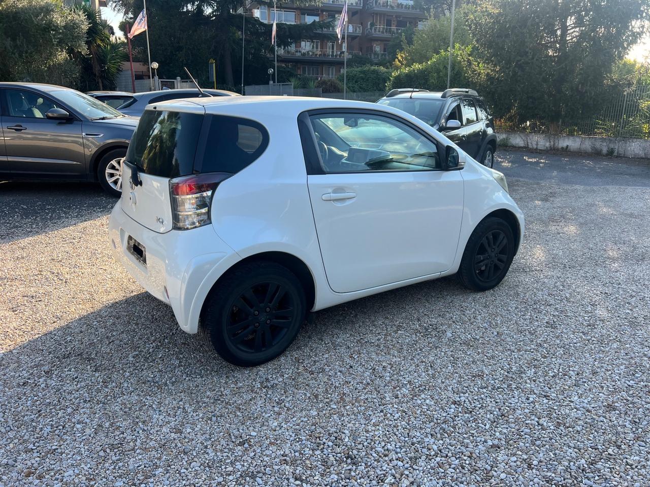 Toyota iQ 1.0 High Collection