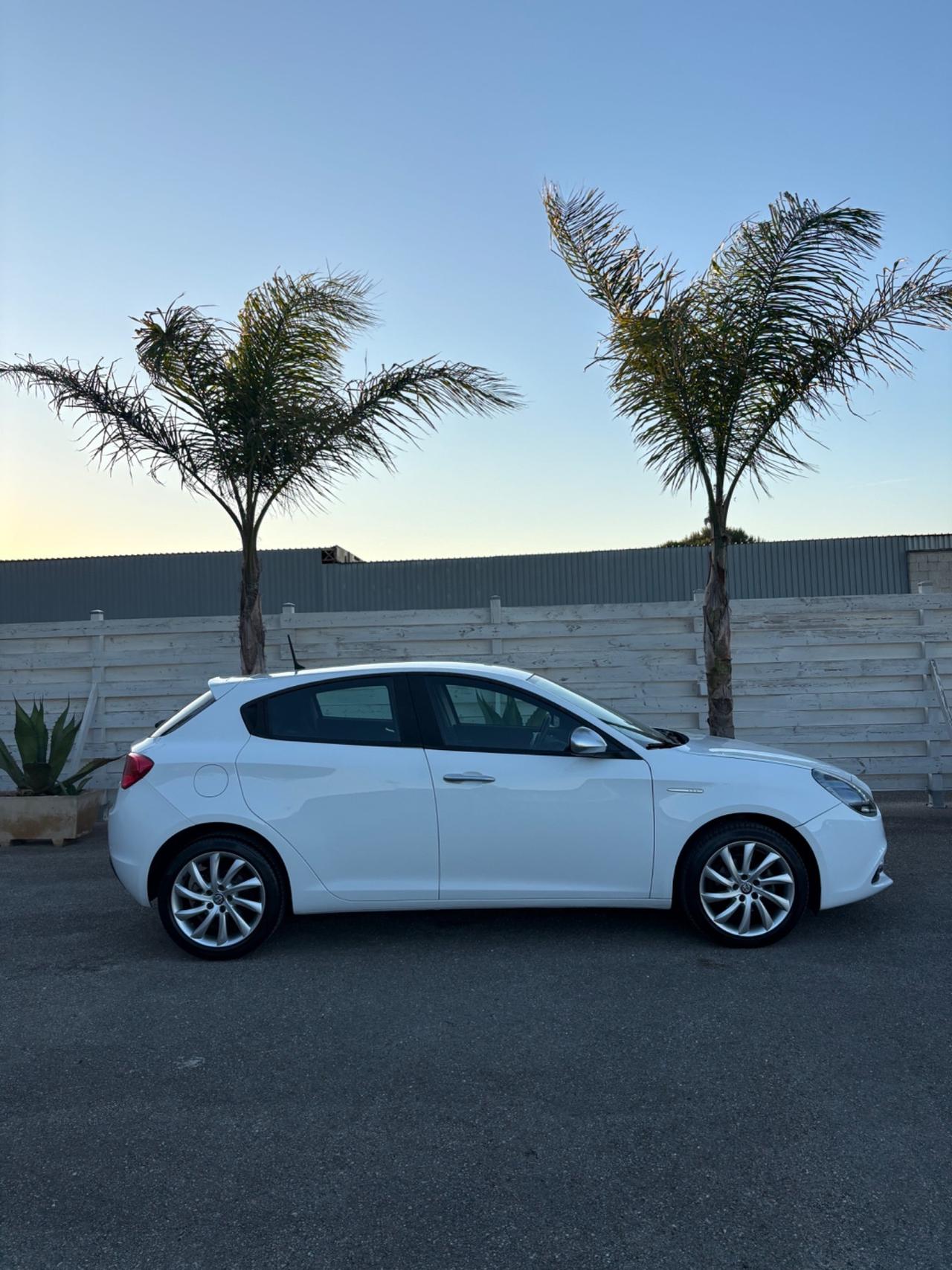Alfa Romeo Giulietta 1.6 JTD zero lavori da fare