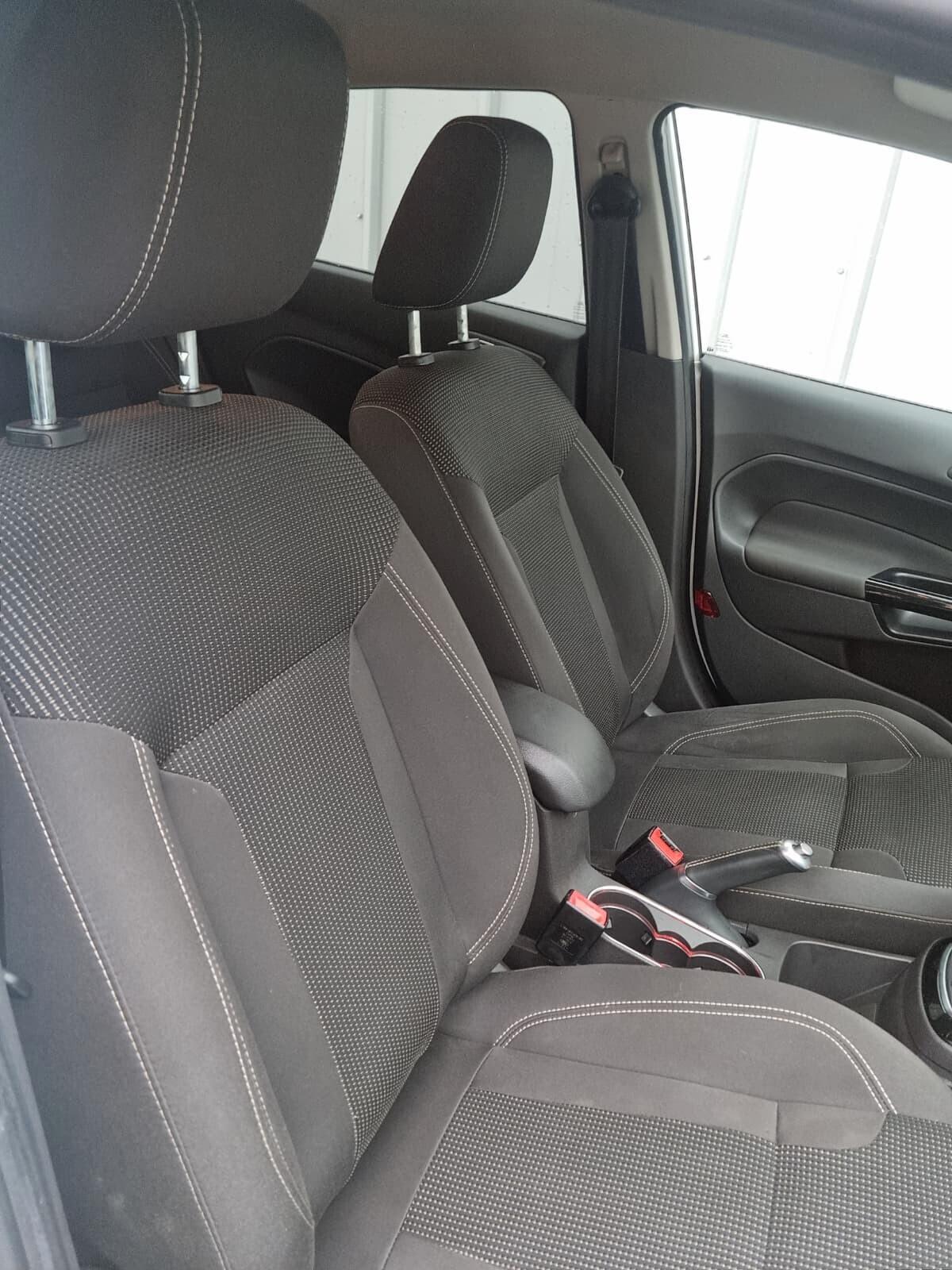 Ford Fiesta 1.0 80CV 5 porte Titanium