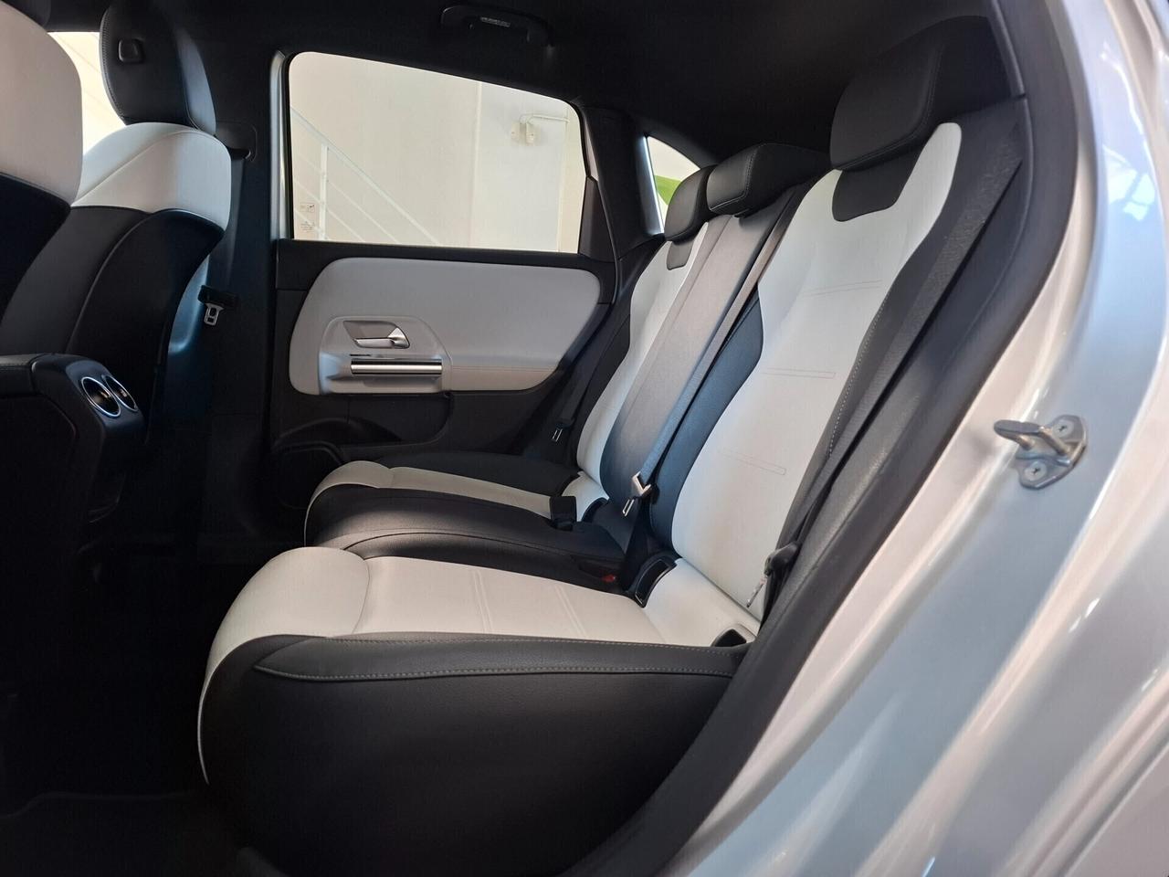 Mercedes Benz B 250 Automatico AMG Premium Plus 4matic