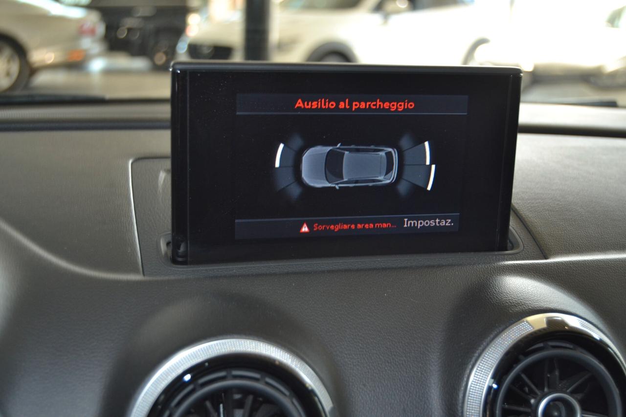 Audi A3 SPB 1.6 TDI S Tronic Sport Navi/Xenon/C.Auto