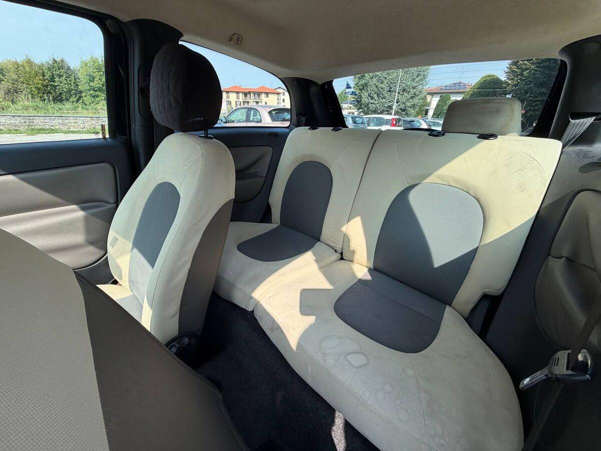 Lancia Ypsilon 1.2 8v
