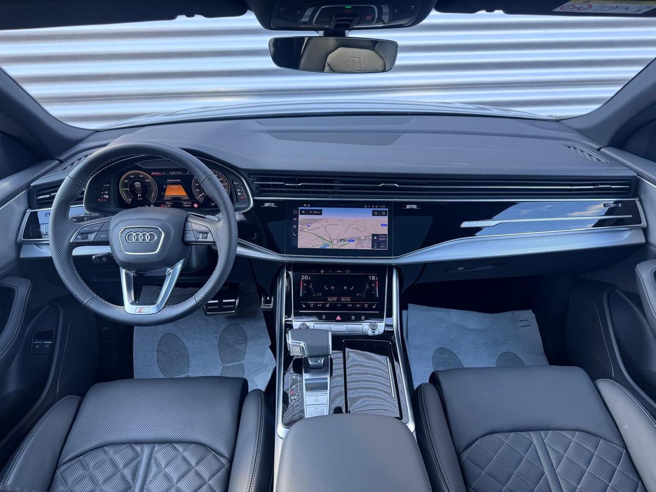 AUDI Q8 55 TFSIe TIPTRONIC QUATTRO S-LINE EDITION