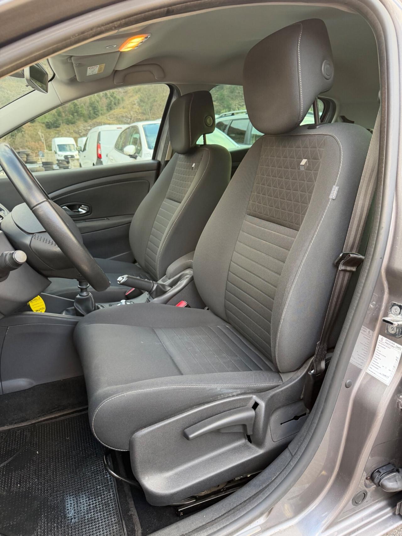 Renault Megane Mégane 1.5 dCi 110CV - NEOPATENTATI