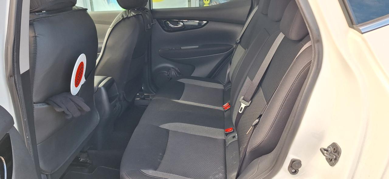 Nissan Qashqai 1.3 DIG-T 140 CV N-Connecta