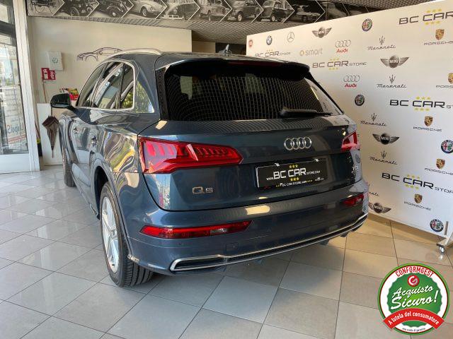 AUDI Q5 2.0 TDI quattro Stronic S LINE