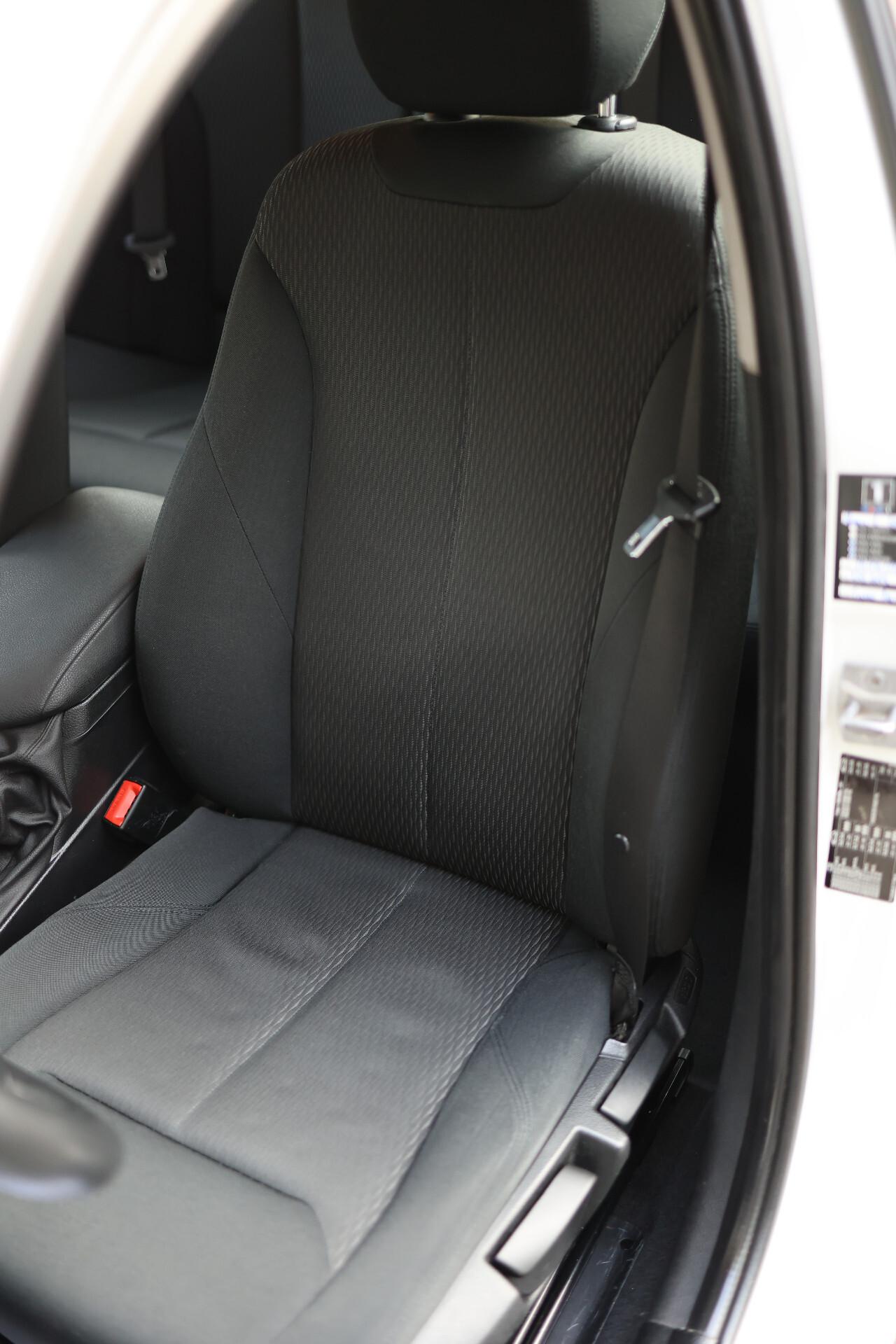 Bmw 118 118d 5p. Advantage